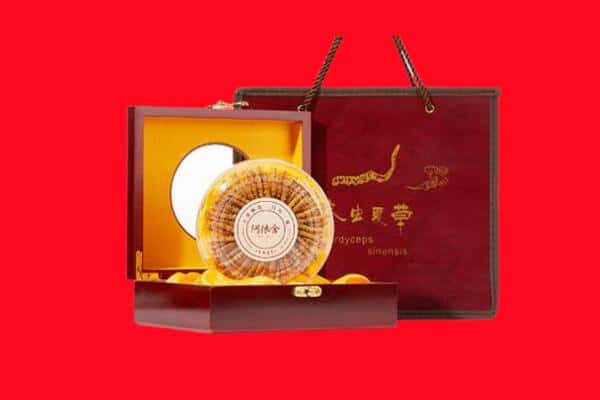 收购资讯:耿马县回收冬虫夏草是按克吗
